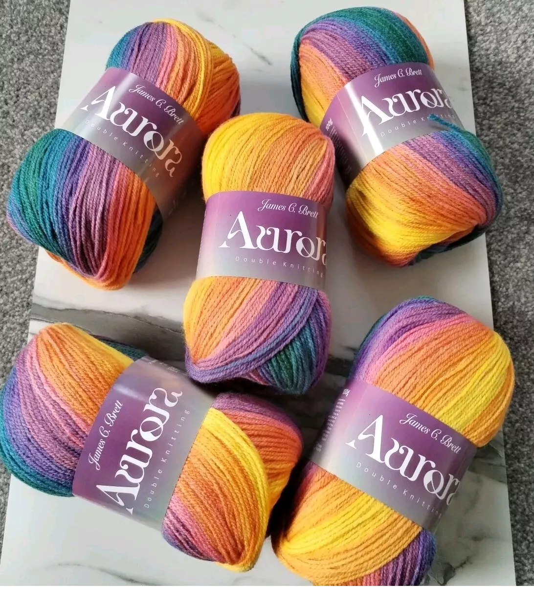 James C Brett Aurora DK Yarn Self Stripe 5 Balls x 100g Knitting Yarn / Wool 80 Acrylic 20% Wool Multicolour Multi-tonal Knitting Yarn shade AU 01