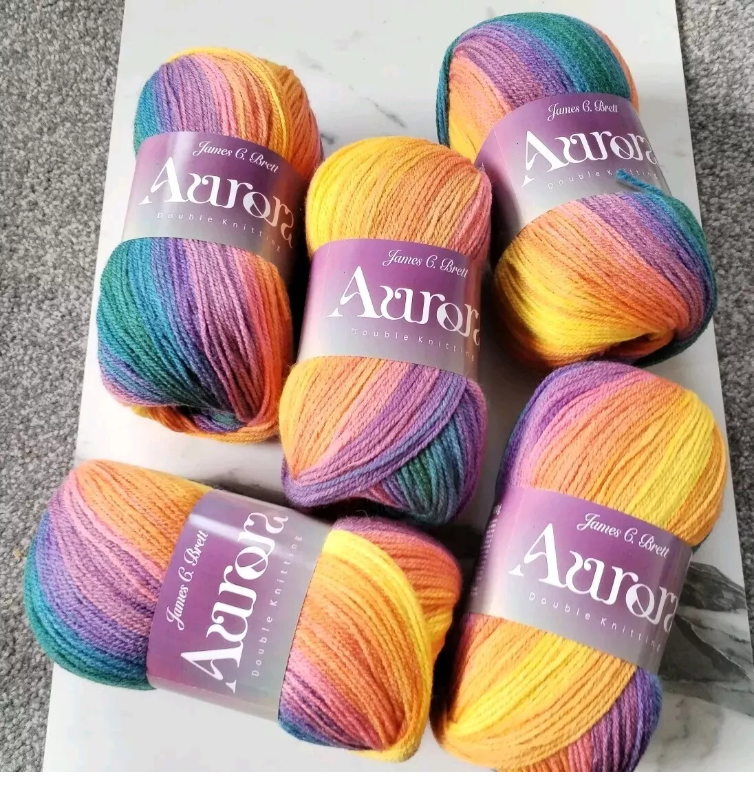 James C Brett Aurora DK Yarn Self Stripe 5 Balls x 100g Knitting Yarn / Wool 80 Acrylic 20% Wool Multicolour Multi-tonal Knitting Yarn shade AU 01