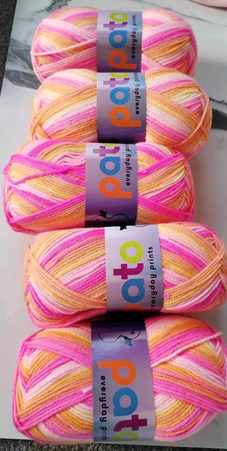 Cygnet Pato Everyday Prints DK 5 Balls x 100 gram Shade Teaparty 688