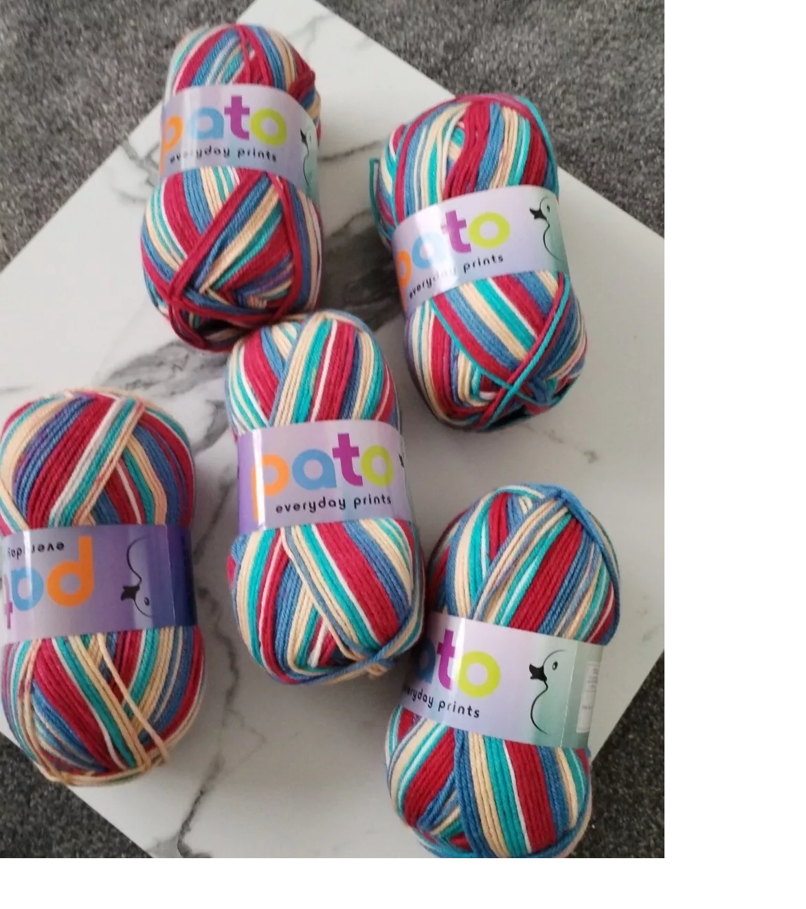 Cygnet Pato Everyday Prints DK 5 Balls x 100 gram Shade 692 Toybox
