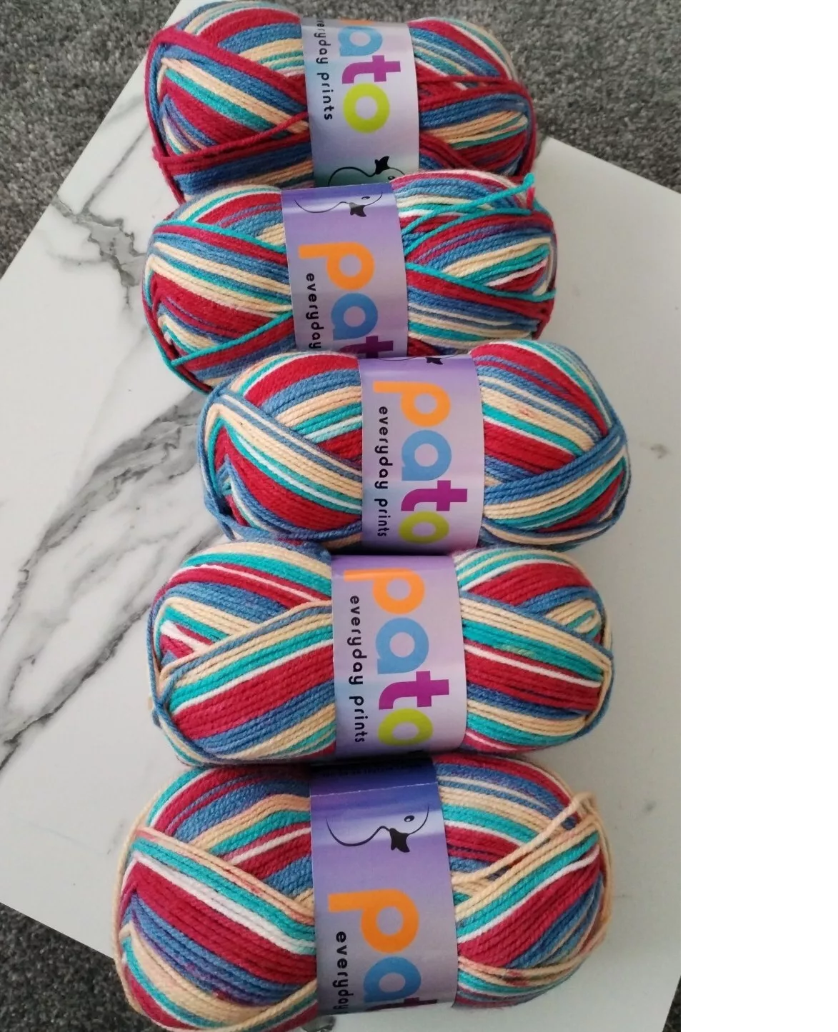 Cygnet Pato Everyday Prints DK 5 Balls x 100 gram Shade 692 Toybox