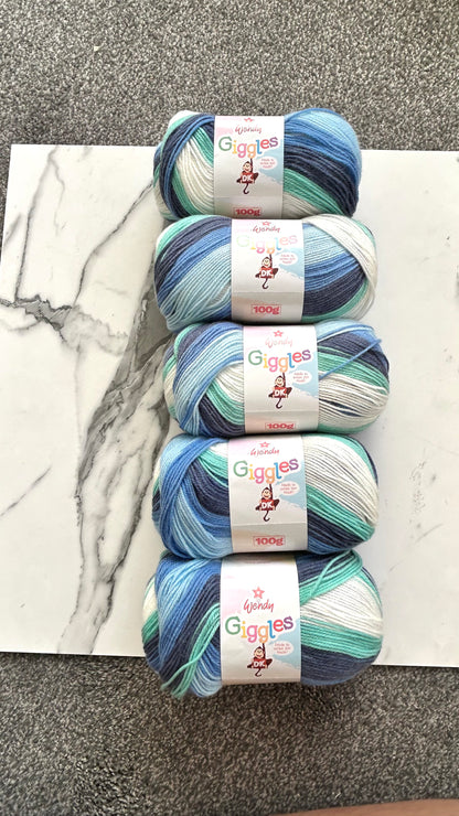 Wendy Giggles DK – 5 x 100g WG09