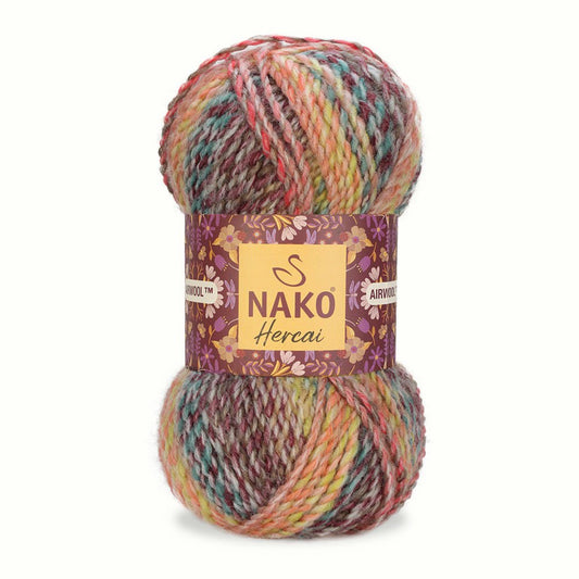 Nako Hercai Chunky yarn shade 28030