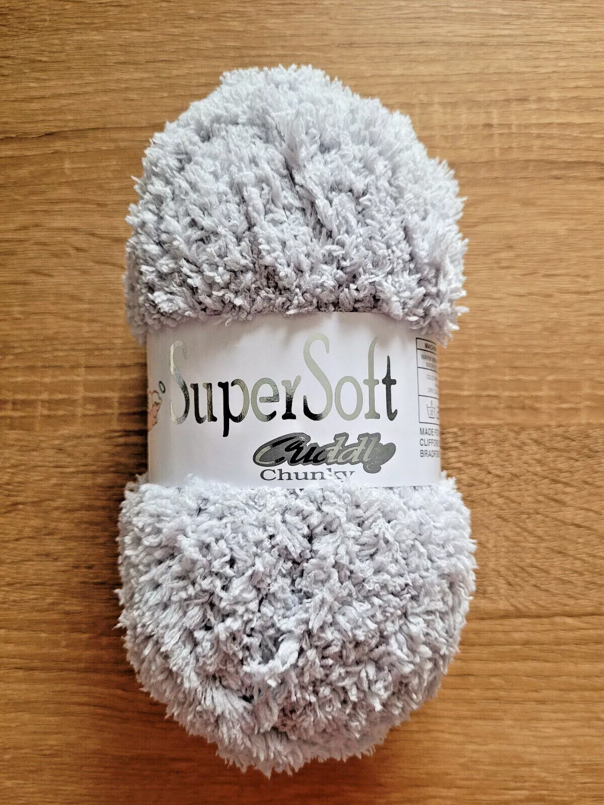 Jarol SUPERSOFT CUDDLY CHUNKY Knitting Wool Yarn 5 Balls x 100g - 04 Dove