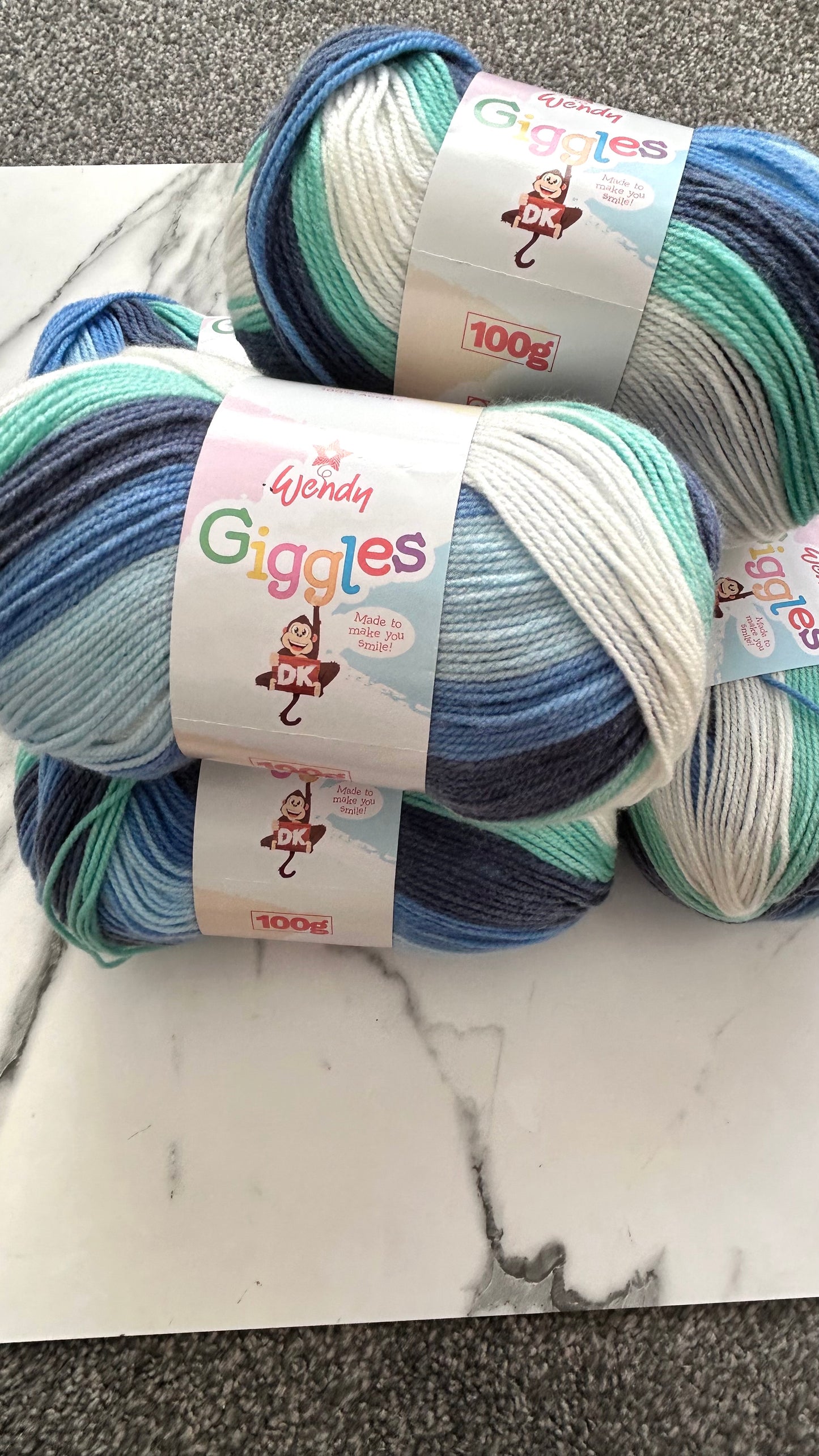 Wendy Giggles DK – 5 x 100g WG09