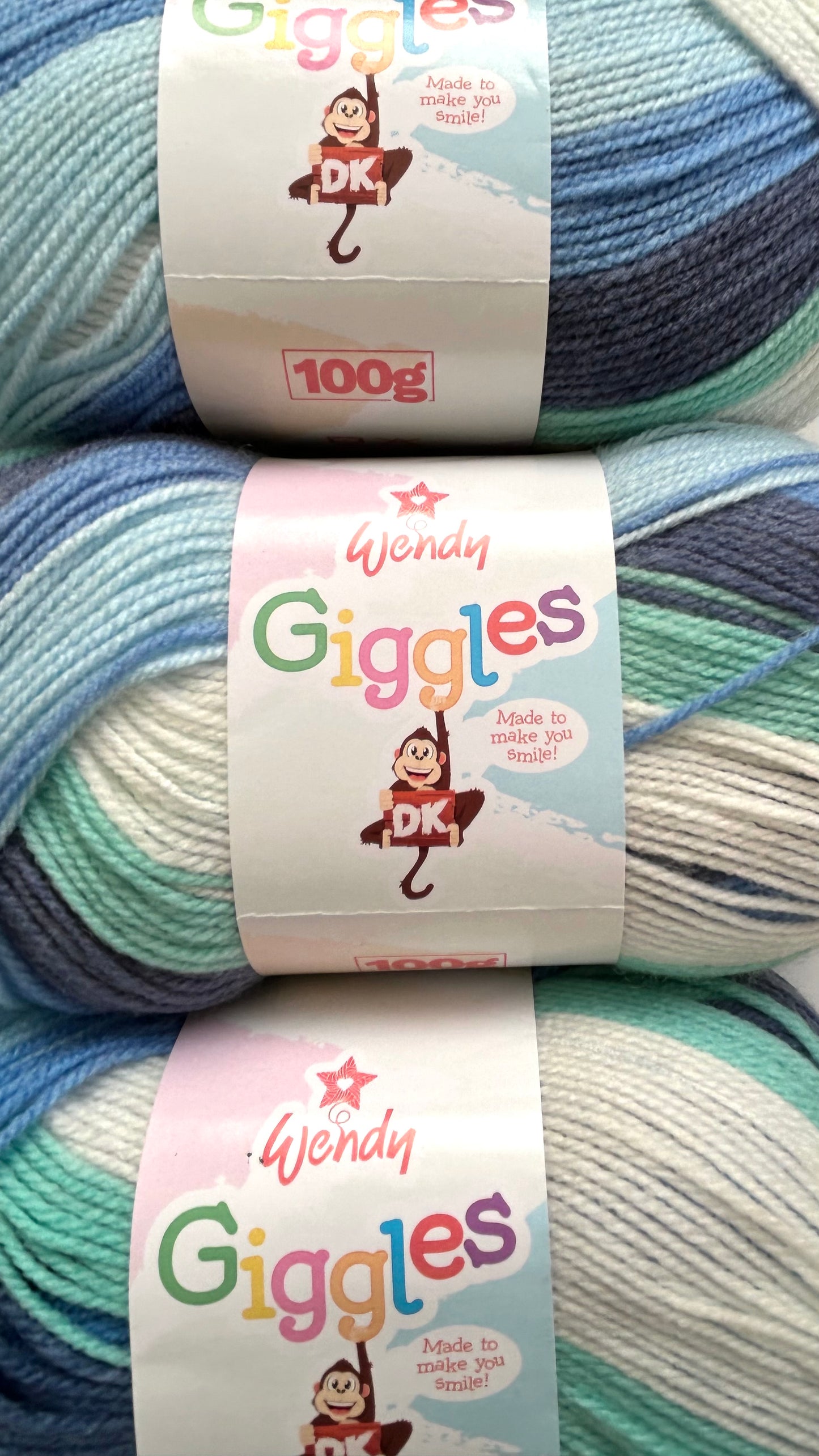 Wendy Giggles DK – 5 x 100g WG09