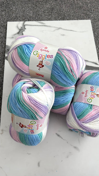 Wendy Giggles DK – 5 x 100g WG08