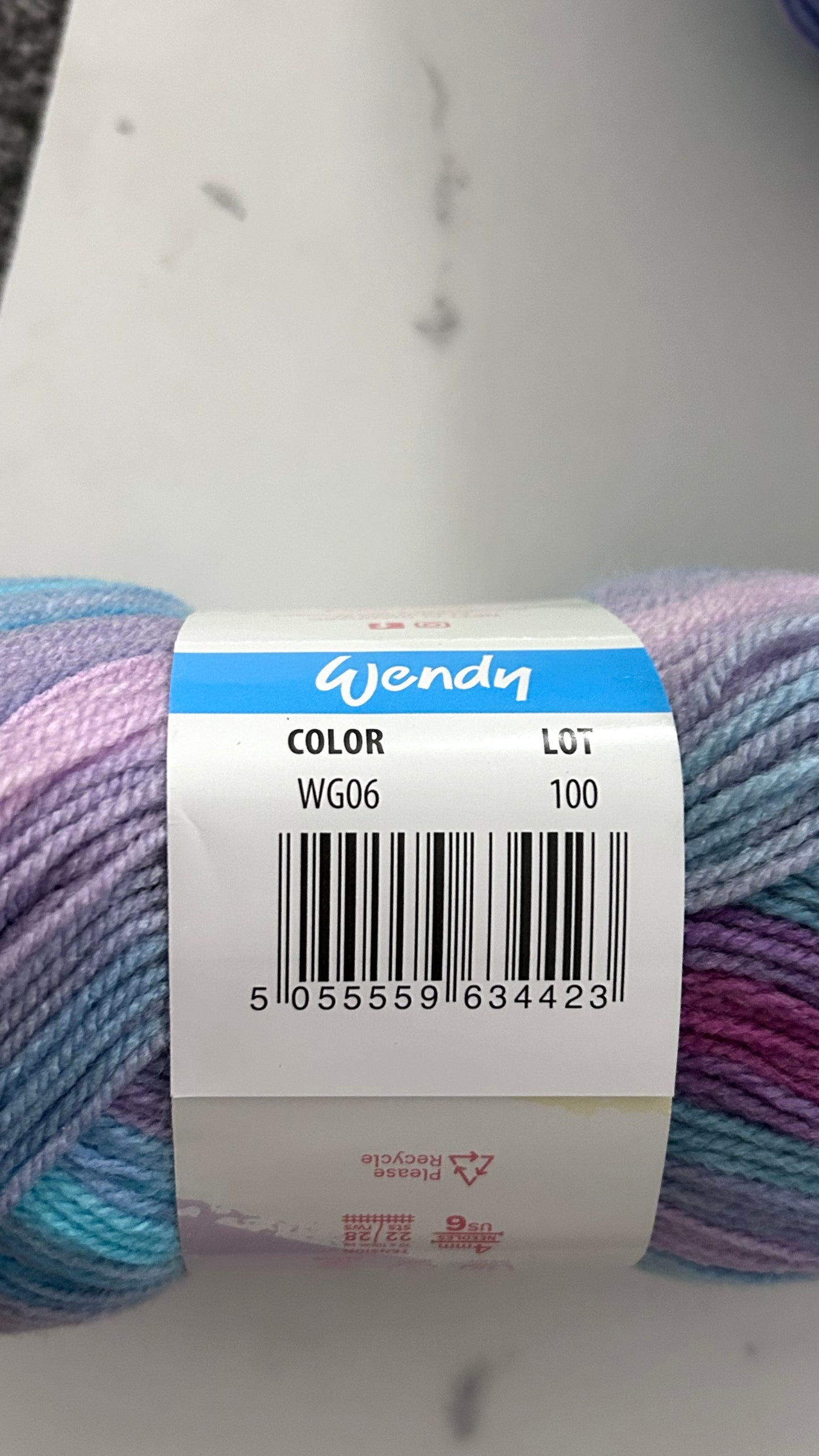 Wendy Giggles DK – 5 x 100g WG06