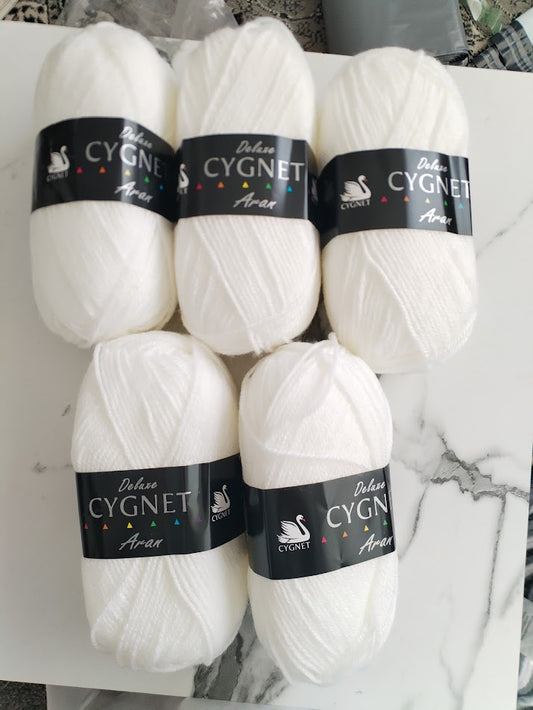 Cygnet Aran Knitting Crochet yarn  5 Balls x 100 gram White 208