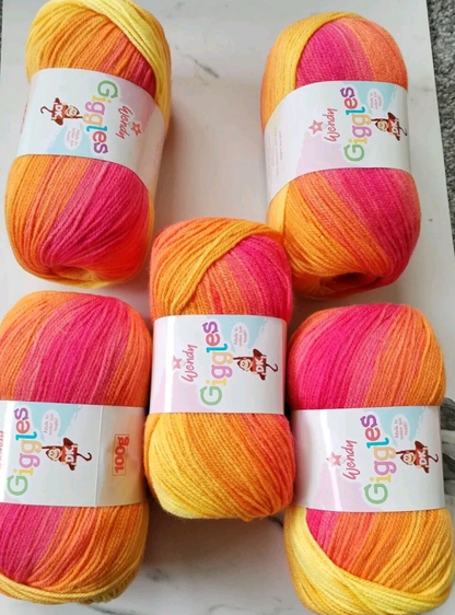Wendy Giggles DK Knitting Crochet yarn 5 Balls x - 100g -  Shades WG16