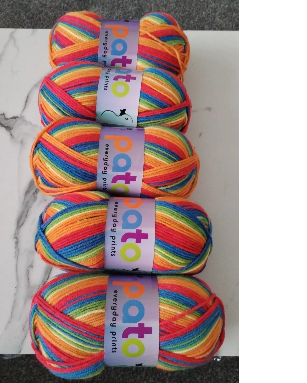 Cygnet Pato Everyday Prints DK 5 Balls x 100 gram Shade 690 Rainbow