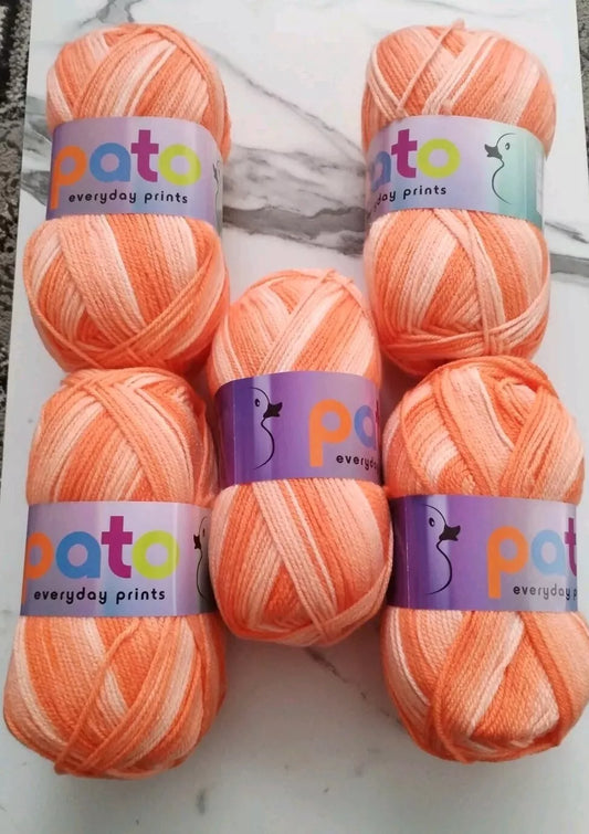 Cygnet Pato Everyday Prints DK 5 Balls x 100 gram Shade Treehouse  689