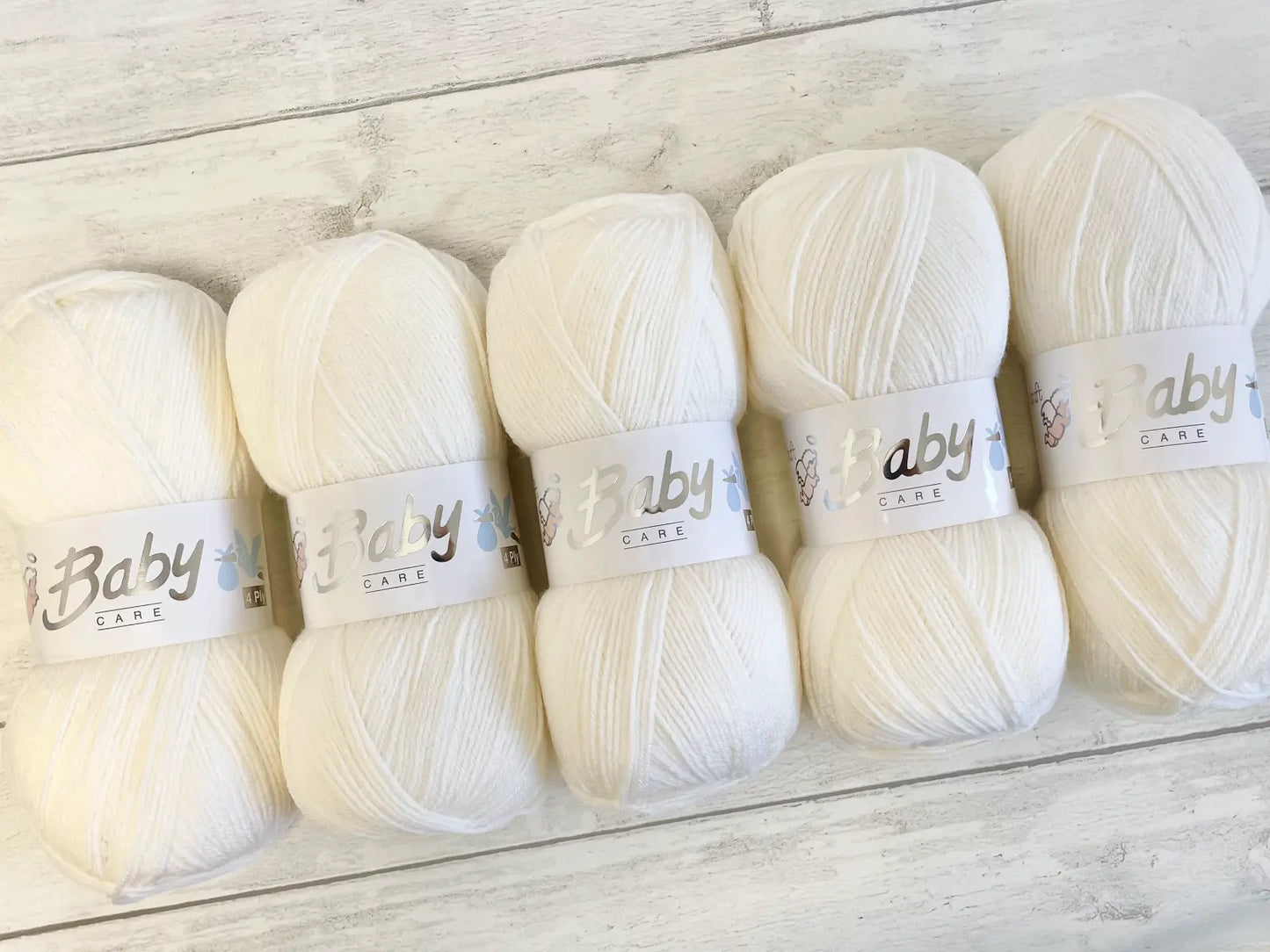 5 x 100g Baby Wool, Baby care 4 Ply Quality Acrylic Knitting Yarn PACKS OF FIVE Cream