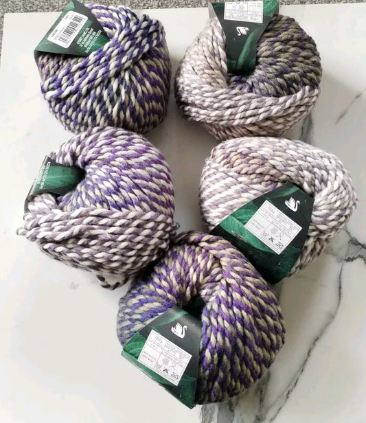Cygnet Super Chunky Folly Garden 5 Balls X 100Gram 20% Wool 80% Ice Plant (20505)