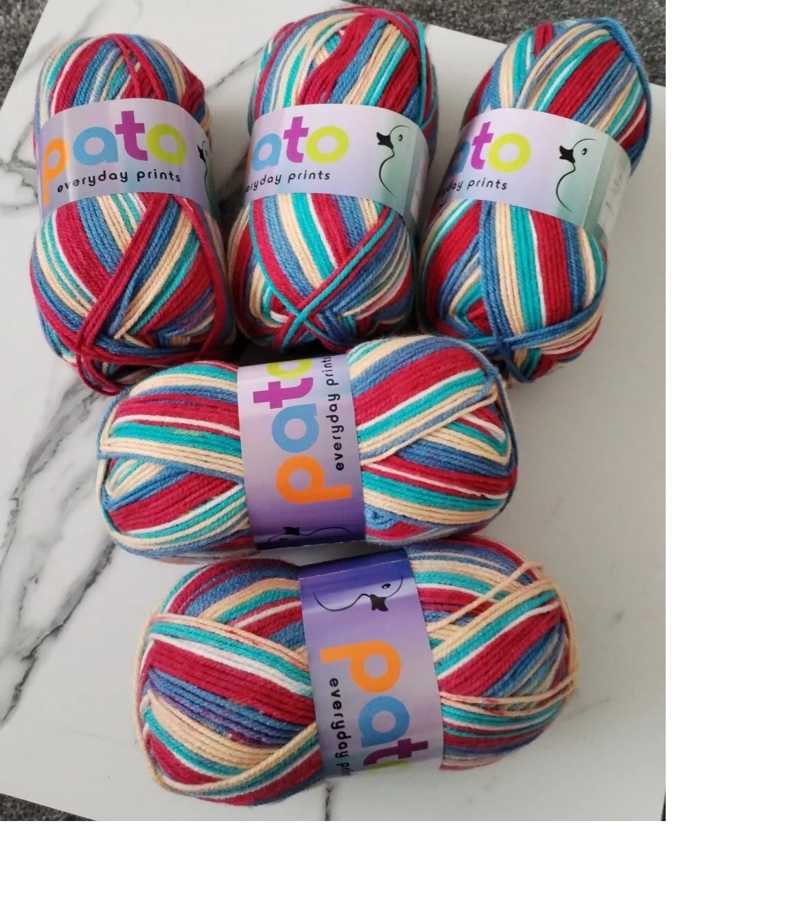 Cygnet Pato Everyday Prints DK 5 Balls x 100 gram Shade 692 Toybox